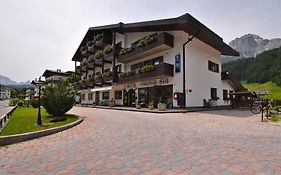 Hotel Comelico